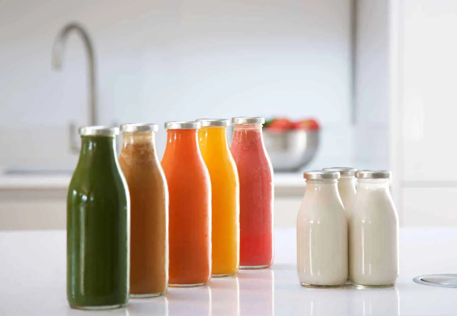 Fridja-Whole-Fruit-Juicer-Juices-Nut-Milks